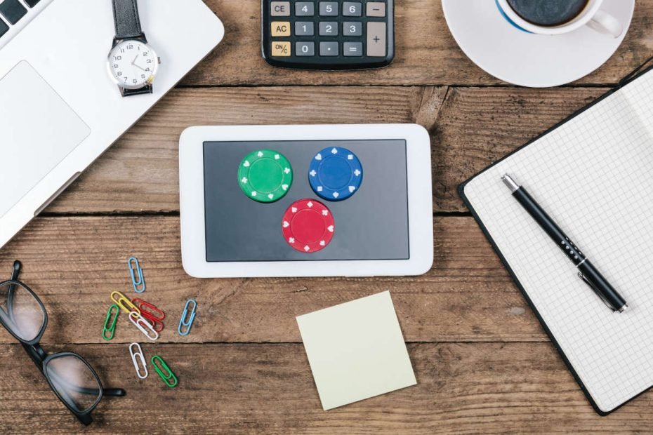 Méthodes pratiques pour calculer les probabilités post-flop au poker